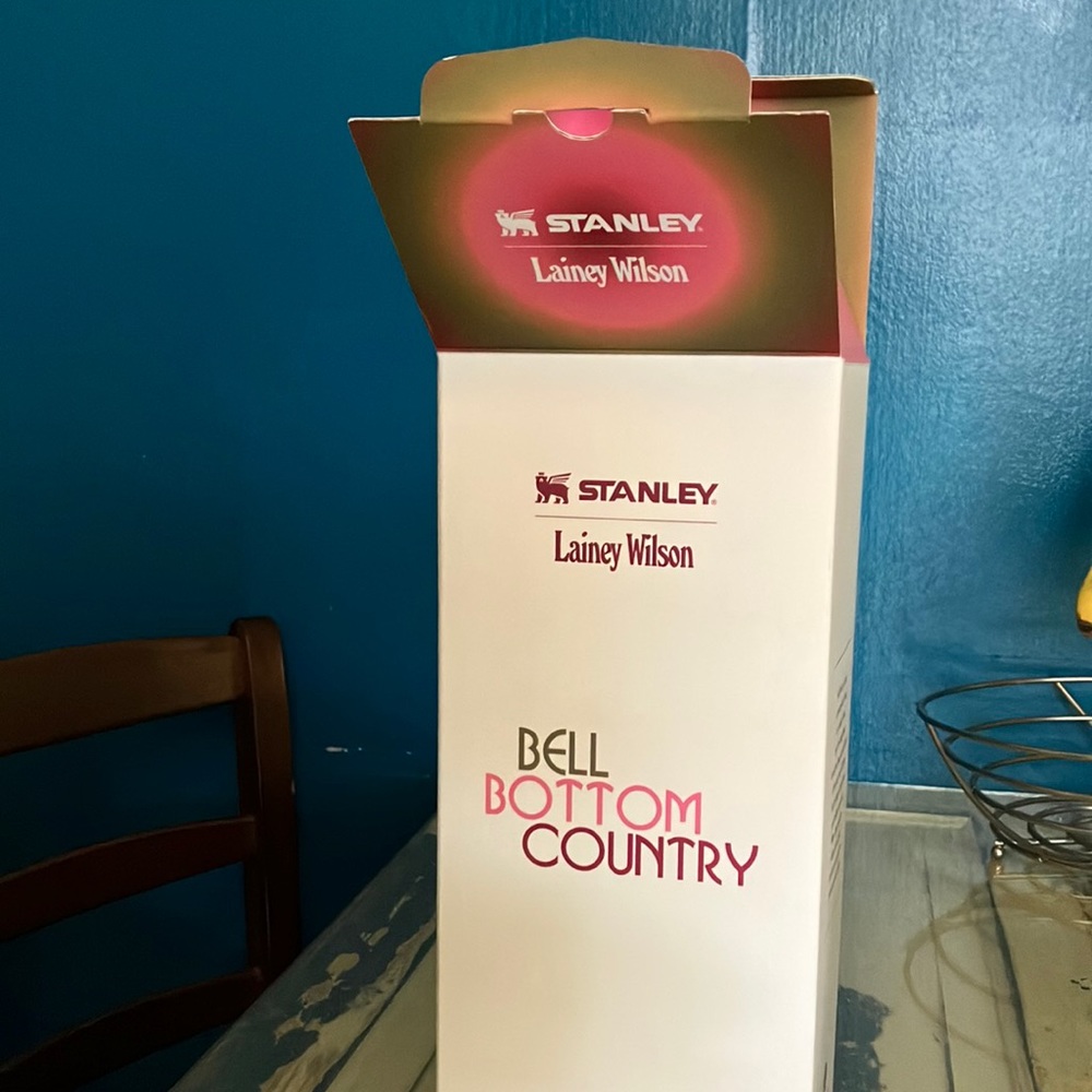 Lainey Wilson x Stanley Watermelon Moonshine